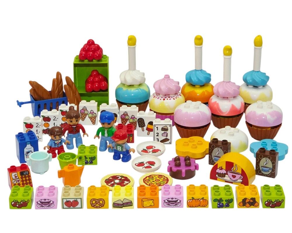 LEGO DUPLO Food Grocery Restaurant Lot 80pc Pizza Cakes Cupcakes Family Figures